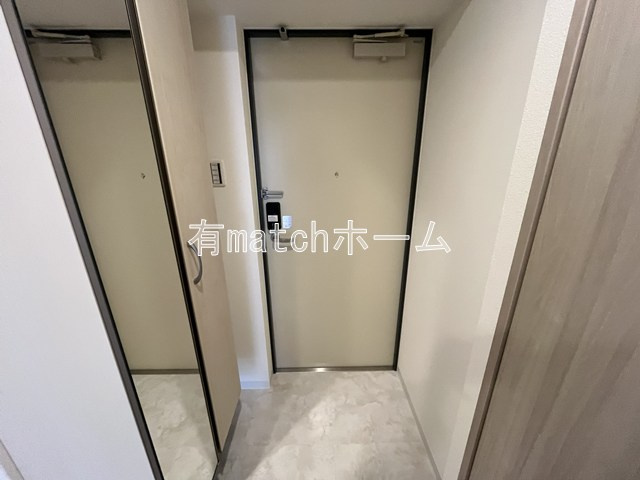 Alivis新町の玄関
