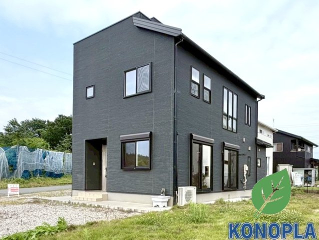 【中古戸建】渋川市北橘町上南室の外観|■外観｜土日のご見学はもちろん、平日・夜間のご案内も大歓迎です♪「今から見たい」や「仕事終わりに見たい」にもご対応できますのでお気軽にお問い合わせください♪
