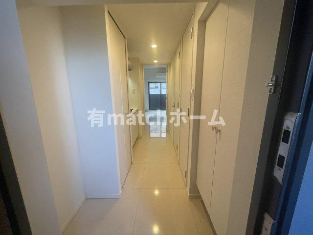 S-RESIDENCE新大阪駅前の玄関|(参考)同マンション反転間取り他部屋の写真