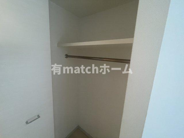 S-RESIDENCE新大阪駅前の収納|(参考)同マンション反転間取り他部屋の写真