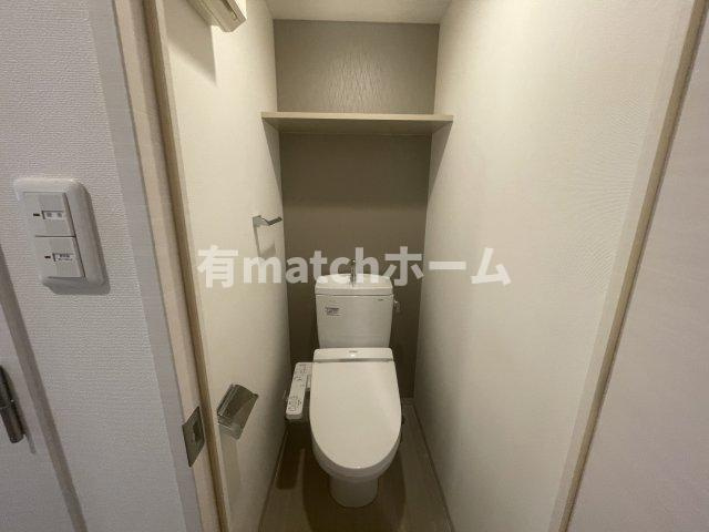 S-RESIDENCE新大阪駅前のトイレ|(参考)同マンション反転間取り他部屋の写真