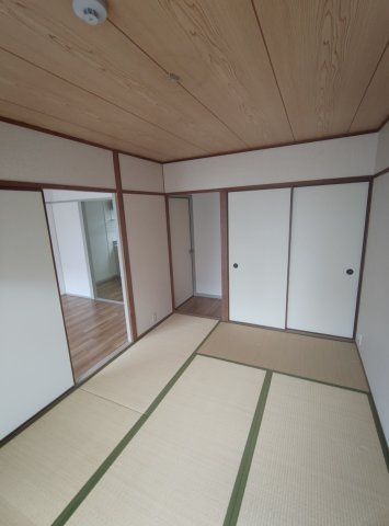 六甲スカイハイツの和室