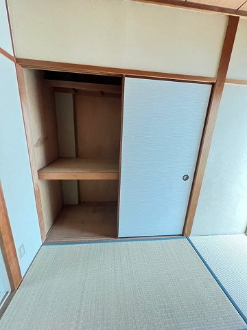 シャルム南台Ⅱの収納|大きなスペースがあり、収納には困りません