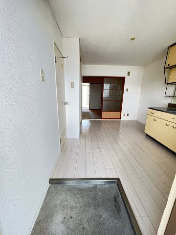 シャルム南台Ⅱの玄関|落ち着いた玄関です