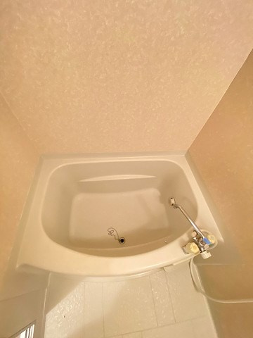 アネシス愛宕山Ⅱ棟の浴室