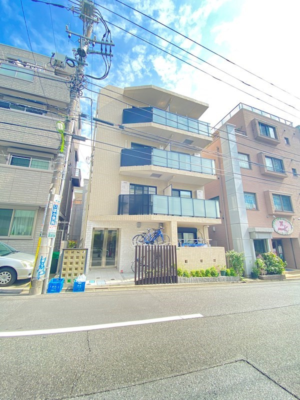 キアーロ三軒茶屋の外観