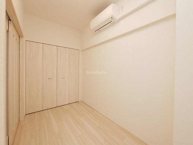 プレジオ難波ASIANの寝室