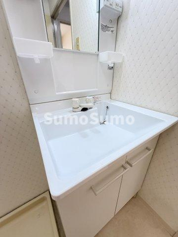 PLUS・OｎEの独立洗面台|独立洗面台で身支度をすべて済ませてしまいましょう