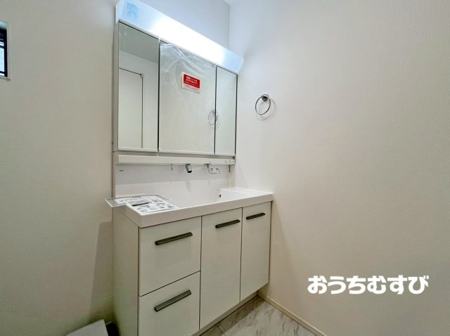 北区東水切町214①(全1棟)の玄関