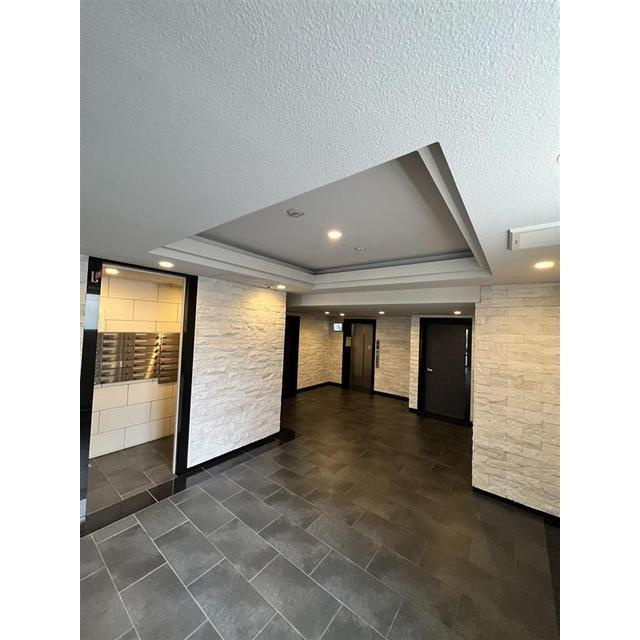 ピアグレース上本町のロビー
