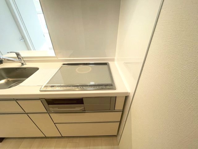 セレニテフラン新大阪のキッチン