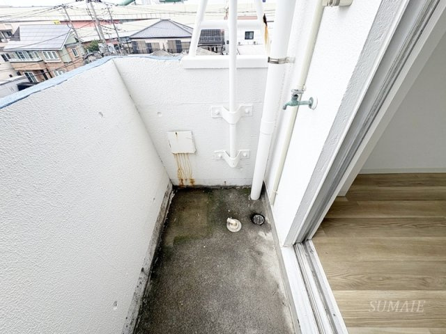 ムラカミ川口ビルのバルコニー|洗濯機置き場☆