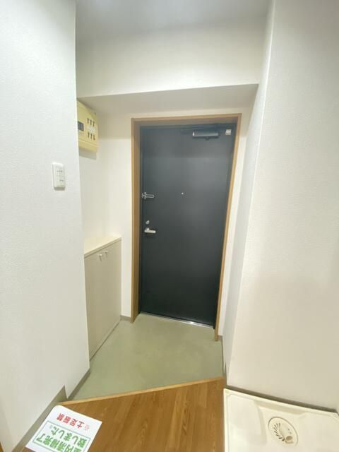 モンシェール錦糸町の玄関