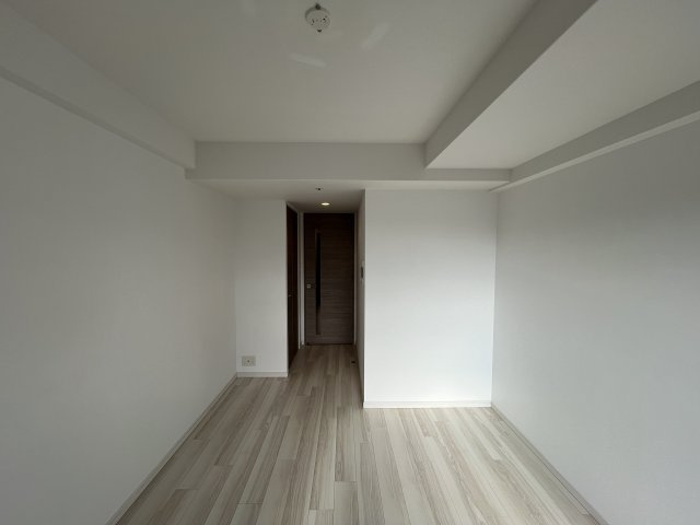 S-RESIDENCE新大阪WESTの洋室