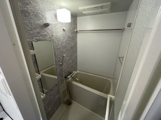 S-RESIDENCE新大阪WESTの浴室
