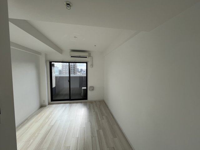 S-RESIDENCE新大阪WESTの居間・リビング