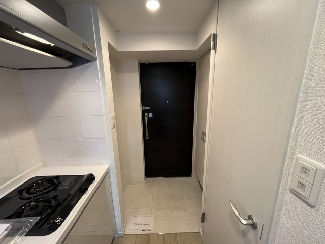 S-RESIDENCE新大阪WESTの玄関