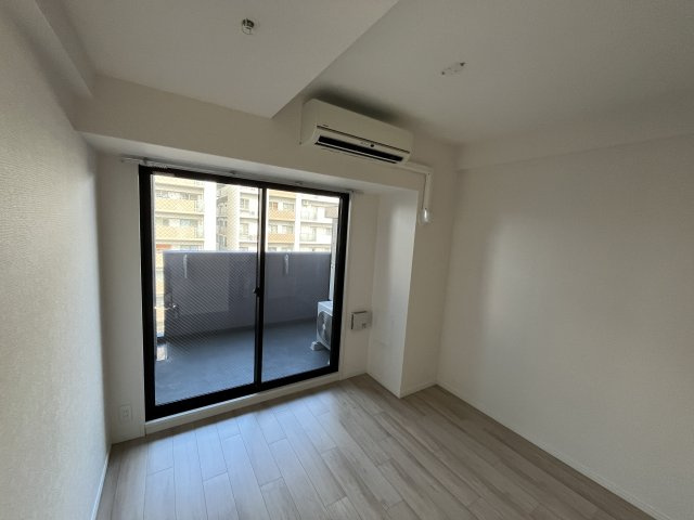 S-RESIDENCE新大阪WESTの居間・リビング