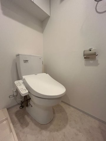 セレニテ神戸元町クレアのトイレ
