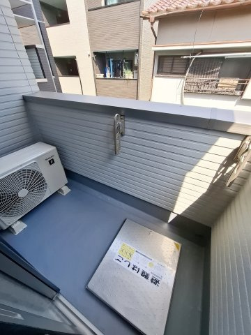 F asecia Somnusのバルコニー