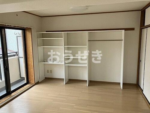 ライオンズマンション井土ヶ谷第7の居間・リビング