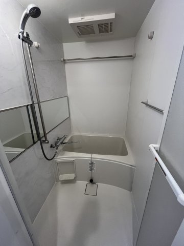 スプランディッド京橋EASTの浴室