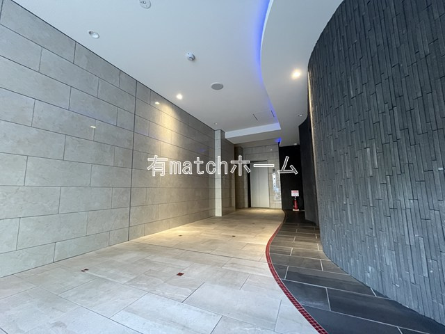 セレニテ難波ミラク参番館のロビー