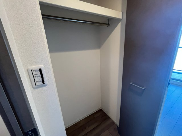 プレサンス東小橋エレディータの収納