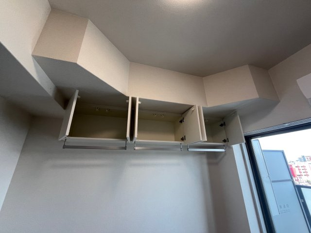 プレサンス東小橋エレディータの収納