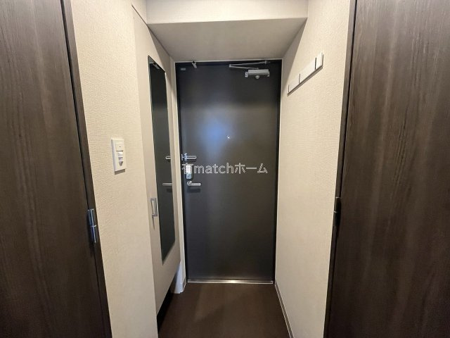 エスリードレジデンス ザ・グラン大阪ノアの玄関