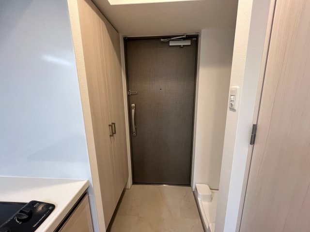 Alivis福島海老江(旧フォーリアライズ福島ルノン)の玄関