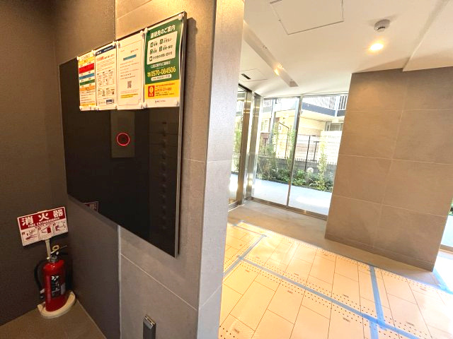 ルネフラッツ森小路駅前Ⅱのロビー