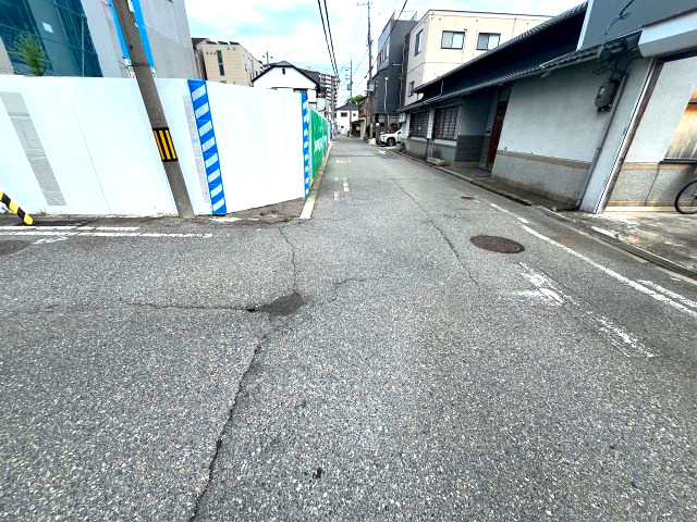 スプランディッドⅨの周辺