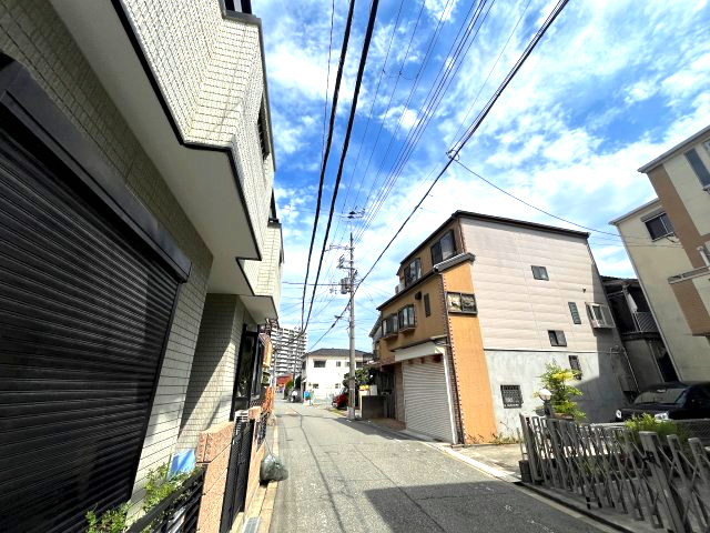 スプランディッドⅨの周辺