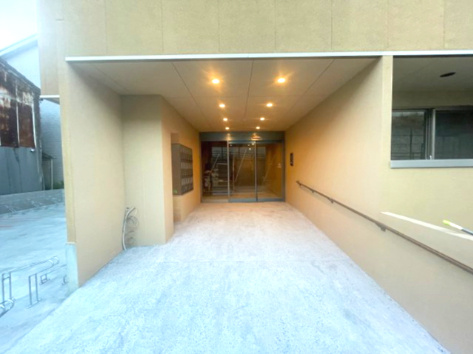 みおつくし城北のエントランス