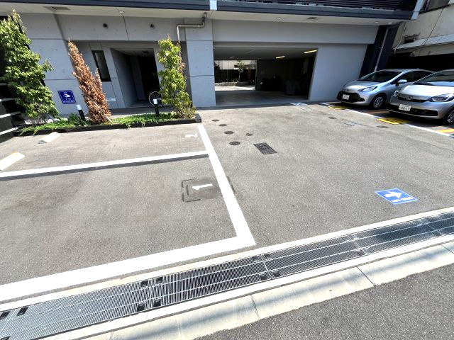 エスリードレジデンス都島シティフロントの駐車場