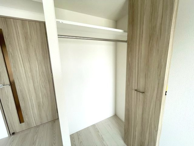 エスリードレジデンス大阪福島の収納|イメージとして同建物他部屋を表示しています