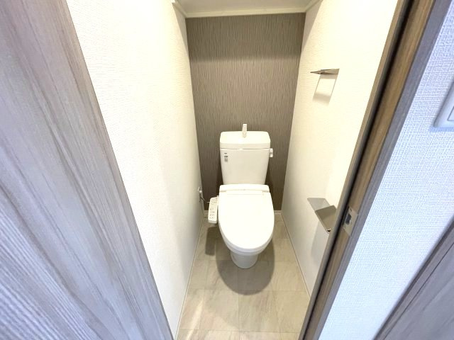 エスリードレジデンス大阪福島のトイレ|イメージとして同建物他部屋を表示しています