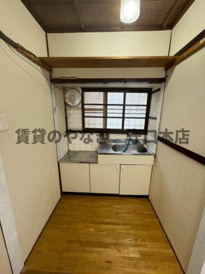 【キッチン】 | 大久保町３丁目貸家