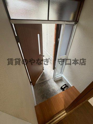 【玄関】 | 大久保町３丁目貸家
