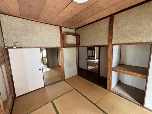 高良内 貸家の和室