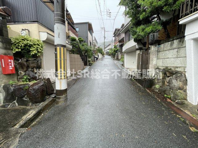 額田町中古戸建の前面道路含む現地写真|前面道路含む現地写真です