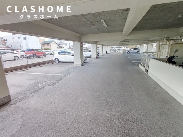 シルクハイツ　　刈谷市の賃貸はクラスホーム刈谷店の駐車場
