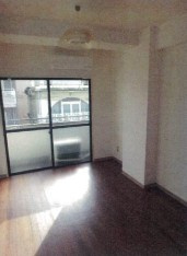 マンション　新宿区百人町の居間・リビング|居間・リビング