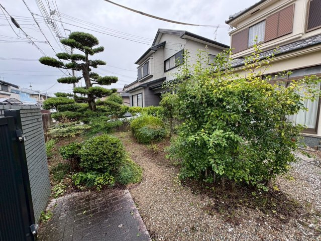 津秦の庭