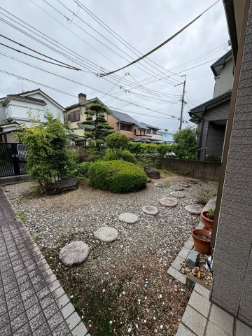 津秦の庭