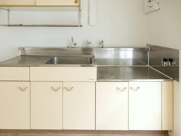 ビレッジハウス仁賀保3号棟のキッチン|ビレッジハウスの同一物件・同一タイプの間取りの写真です