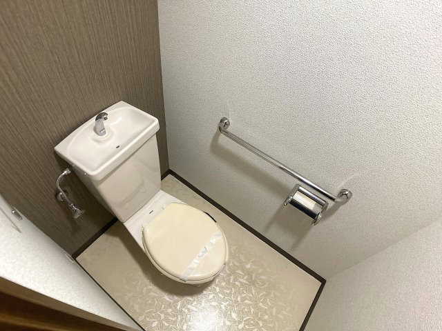 ベガ中上のトイレ|清潔感の有るトイレ
