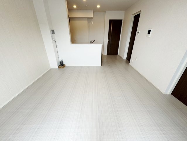 安芸郡府中町みくまり３丁目のアパートの居間・リビング