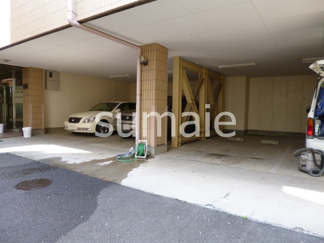 コート・スプルースの駐車場|敷地内駐車場有り（要確認）